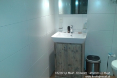 Krekt_op_Maat_Sanitair_Toiletmeube_Steigerhout