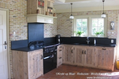 Krekt_op_Maat_keuken_renovatie_steigerhout_op_maat_natuursteen