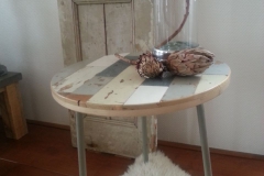 Krekt_op_Maat_ronde_sidetable_salontafel_sloophout