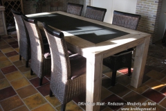 Krekt_op_maat_tafel_natuursteen_steigerhout